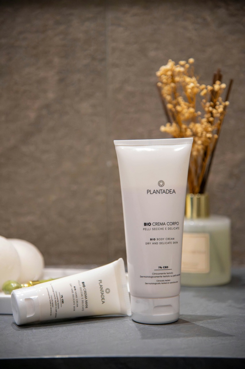 Original product photograph used as a generation source